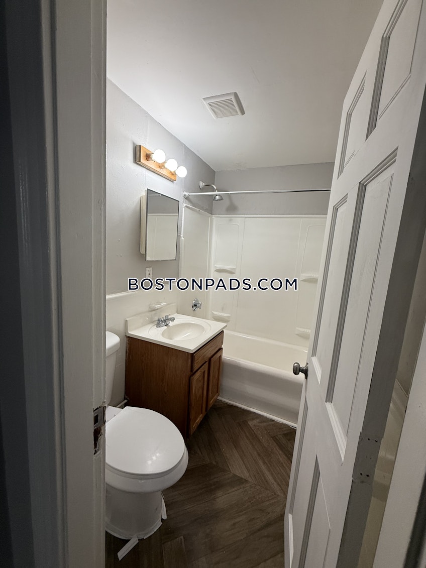 Lynn - $1,850+ /month