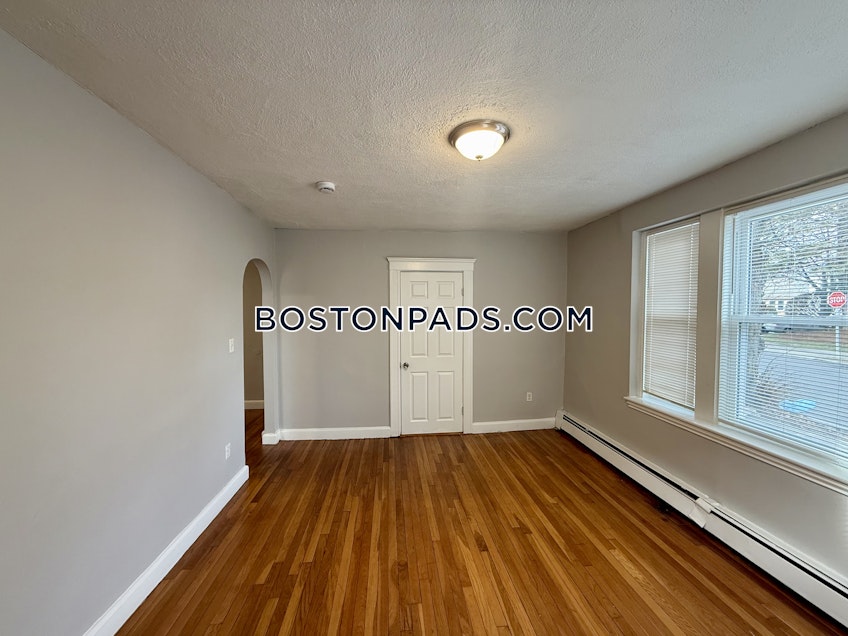 Lynn - $1,750+ /month