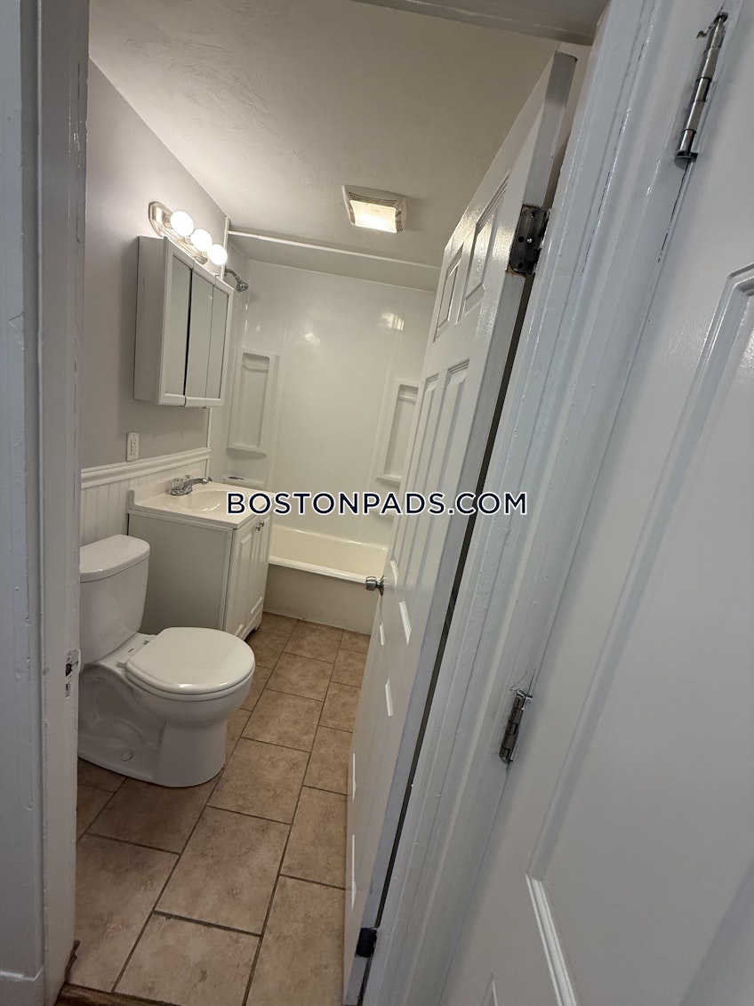 Lynn - $1,750+ /month