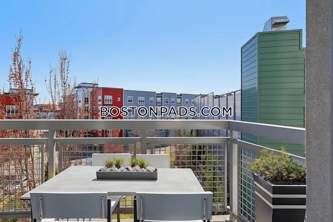 Everett - $3,749+ /mo