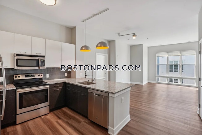 Everett - $3,125+ /mo