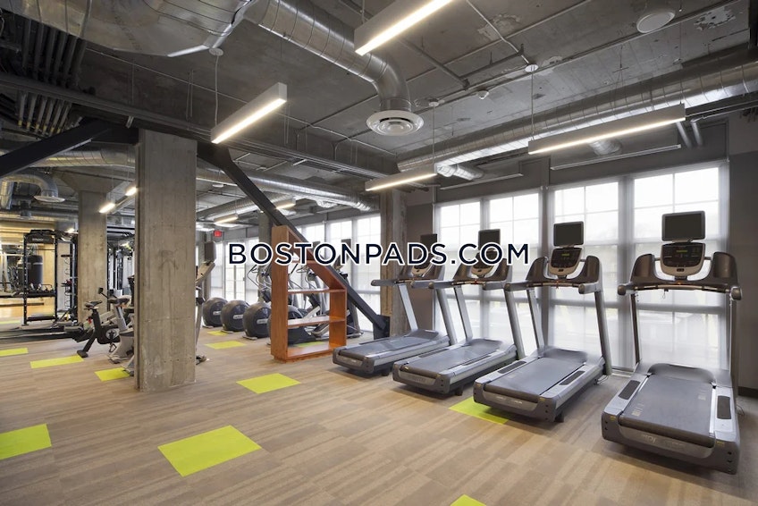 Everett - $12,570+ /month