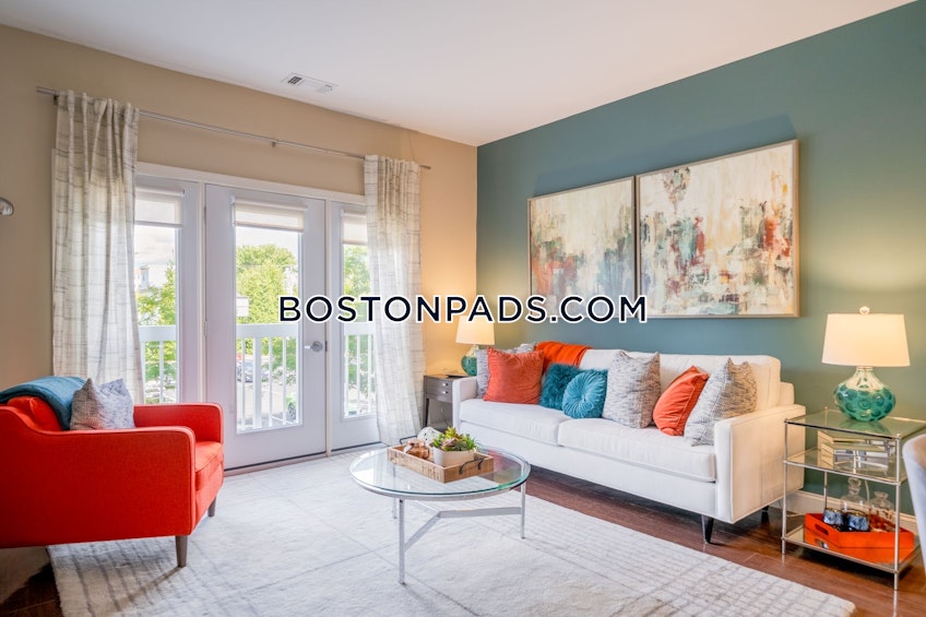 Everett - $2,500+ /month