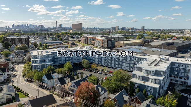 Everett - $2,533+ /mo