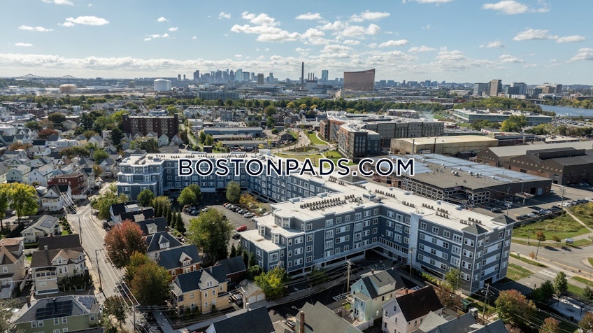 Everett - $2,565+ /month