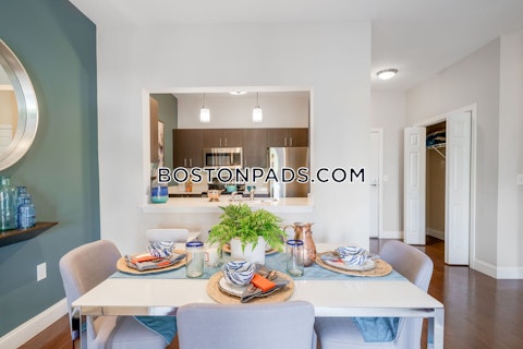 Valley St. Everett photo 7