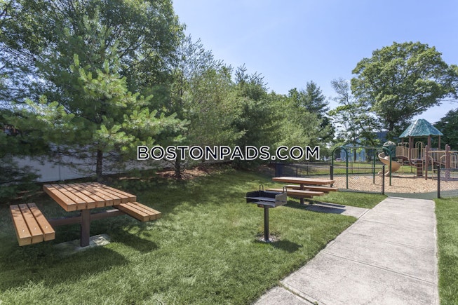 Stoughton - $2,815+ /mo