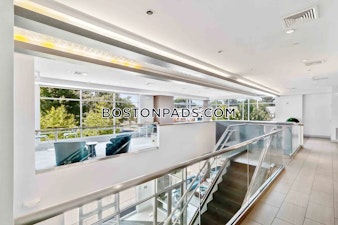 Rivers Edge Dr. Medford