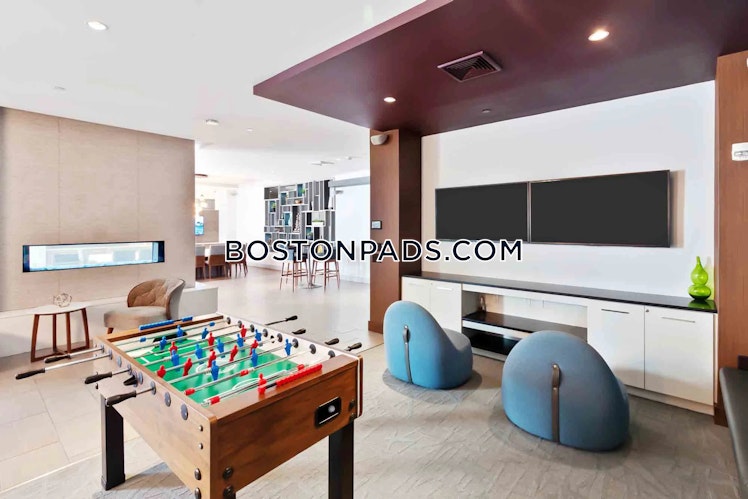 Rivers Edge Dr., Medford