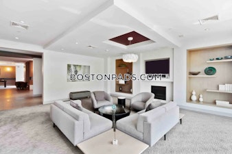 Rivers Edge Dr. Medford