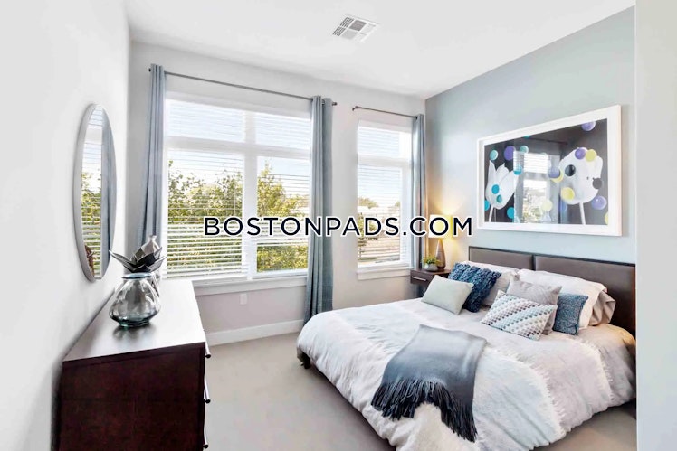 Rivers Edge Dr., Medford