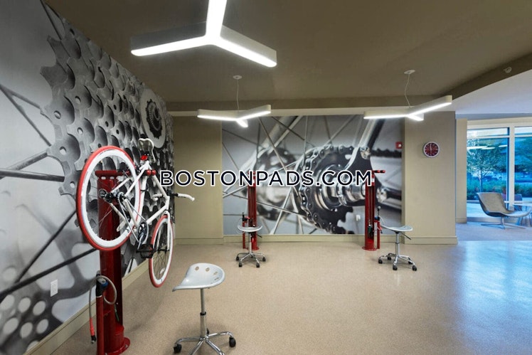 Cambridge Park Dr., Cambridge