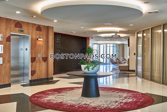 Boston - $5,210+ /mo
