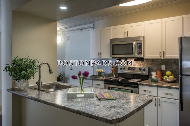 Medford - $2,885+ /mo