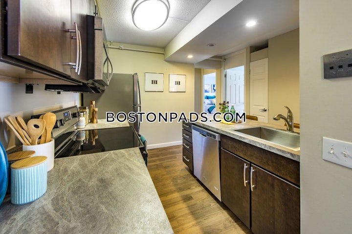 medford-apartment-for-rent-2-bedrooms-1-bath-wellington-2885-6030173 