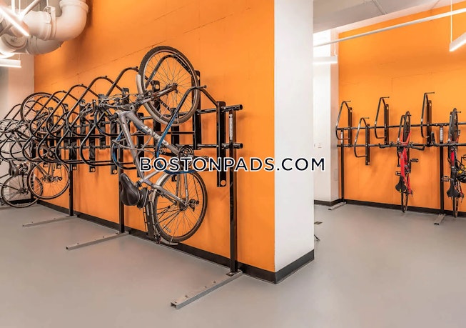 Boston - $3,700+ /mo