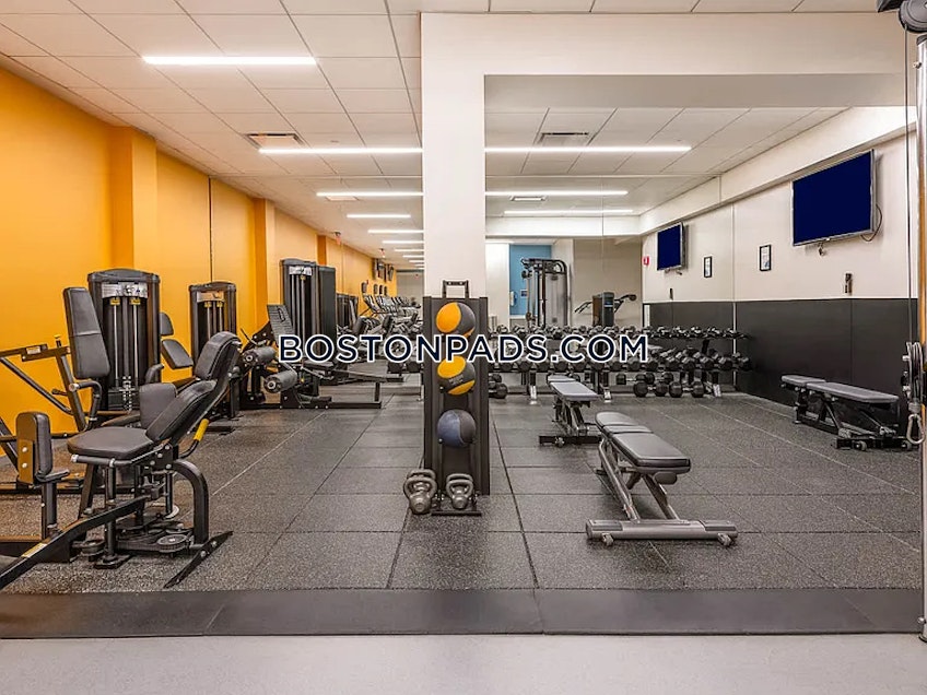 Boston - $4,400+ /month