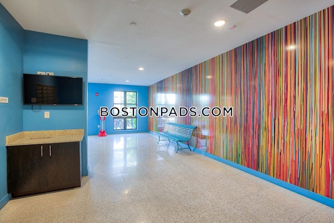 Somerville - $2,760+ /mo