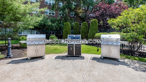 Walden St. Cambridge photo 28