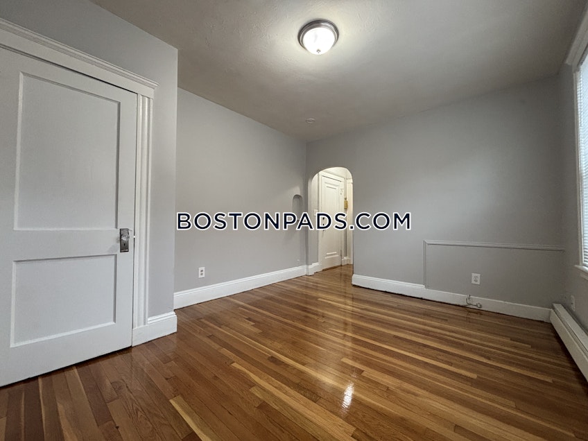 Lynn - $1,875+ /month