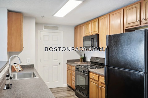 Pleasant Valley St. Methuen photo 26