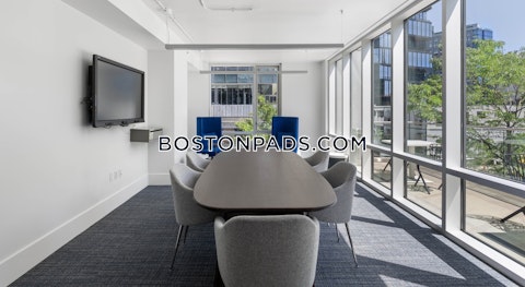 Seaport Boulevard Boston photo 20