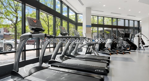 Chestnut St. Quincy photo 22