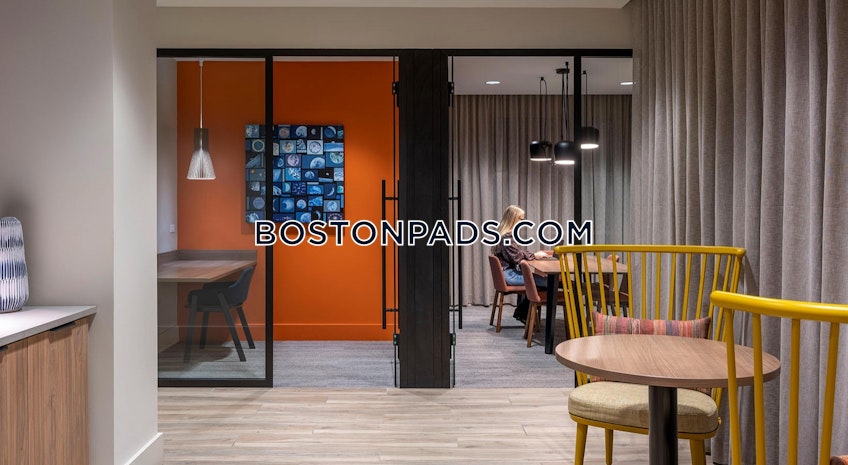 Chelsea - $2,902+ /month