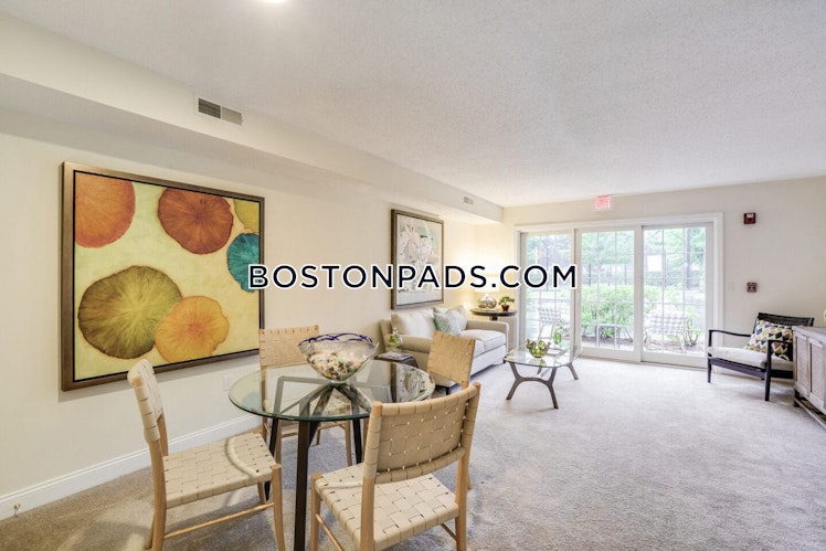 Windsor Ridge Dr., Westborough