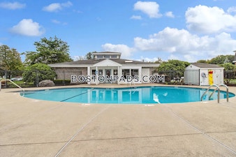 Wheeler Cr. Stoughton