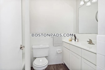 Wheeler Cr. Stoughton