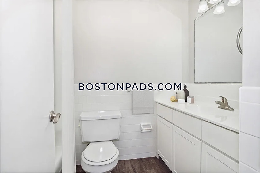 Stoughton - $4,040+ /month