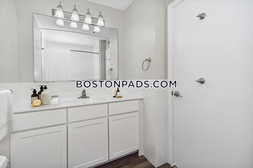 Stoughton - $4,040+ /month