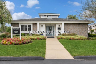 Wheeler Cr. Stoughton