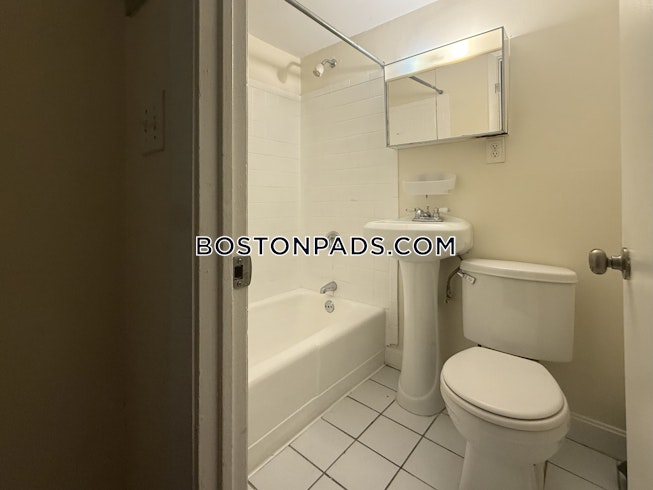 Boston - $1,550+ /mo