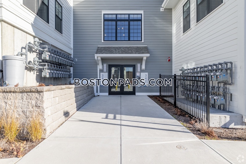 Scituate - $3,950+ /month