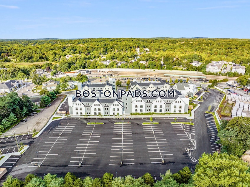 Scituate - $4,275+ /month