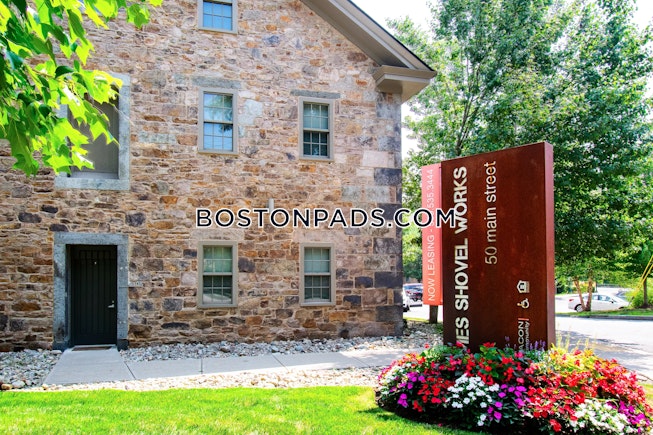 Easton - $2,405+ /mo