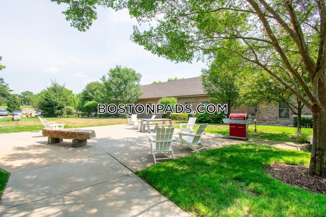 Easton - $2,905+ /mo