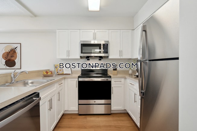 Marshfield - $3,075+ /mo