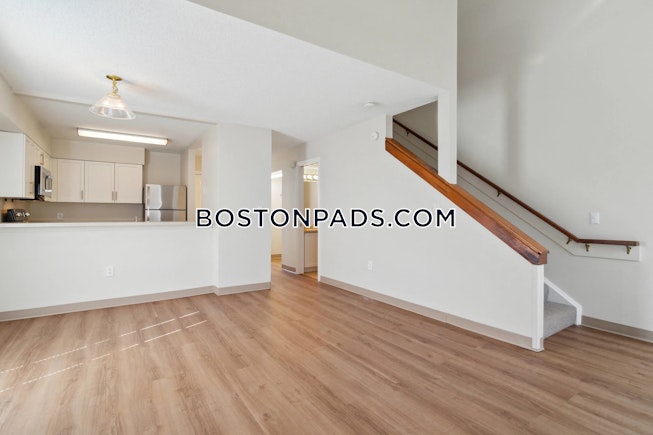 Marshfield - $3,075+ /mo