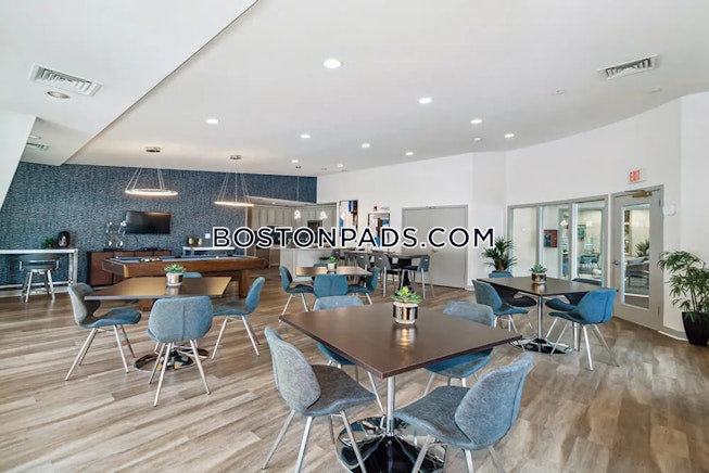 Marshfield - $2,130+ /mo