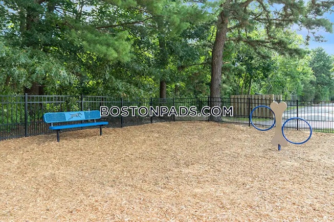 Marshfield - $2,455+ /mo