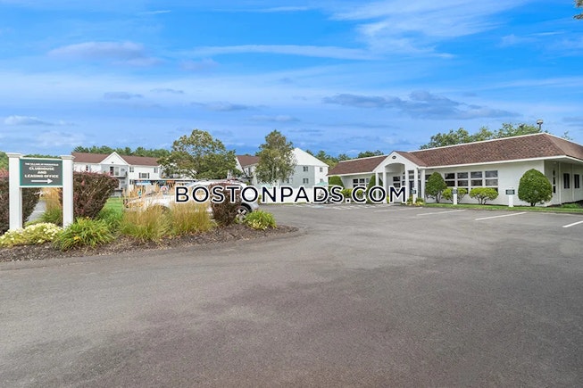 Marshfield - $2,455+ /mo