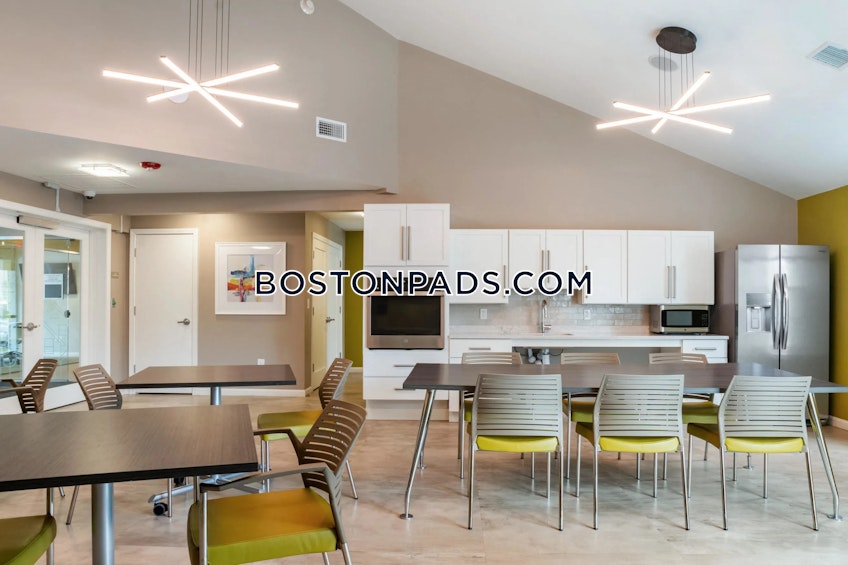 Mansfield - $2,100+ /month