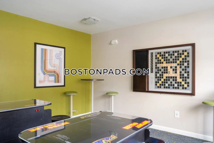 Francis Ave., Mansfield