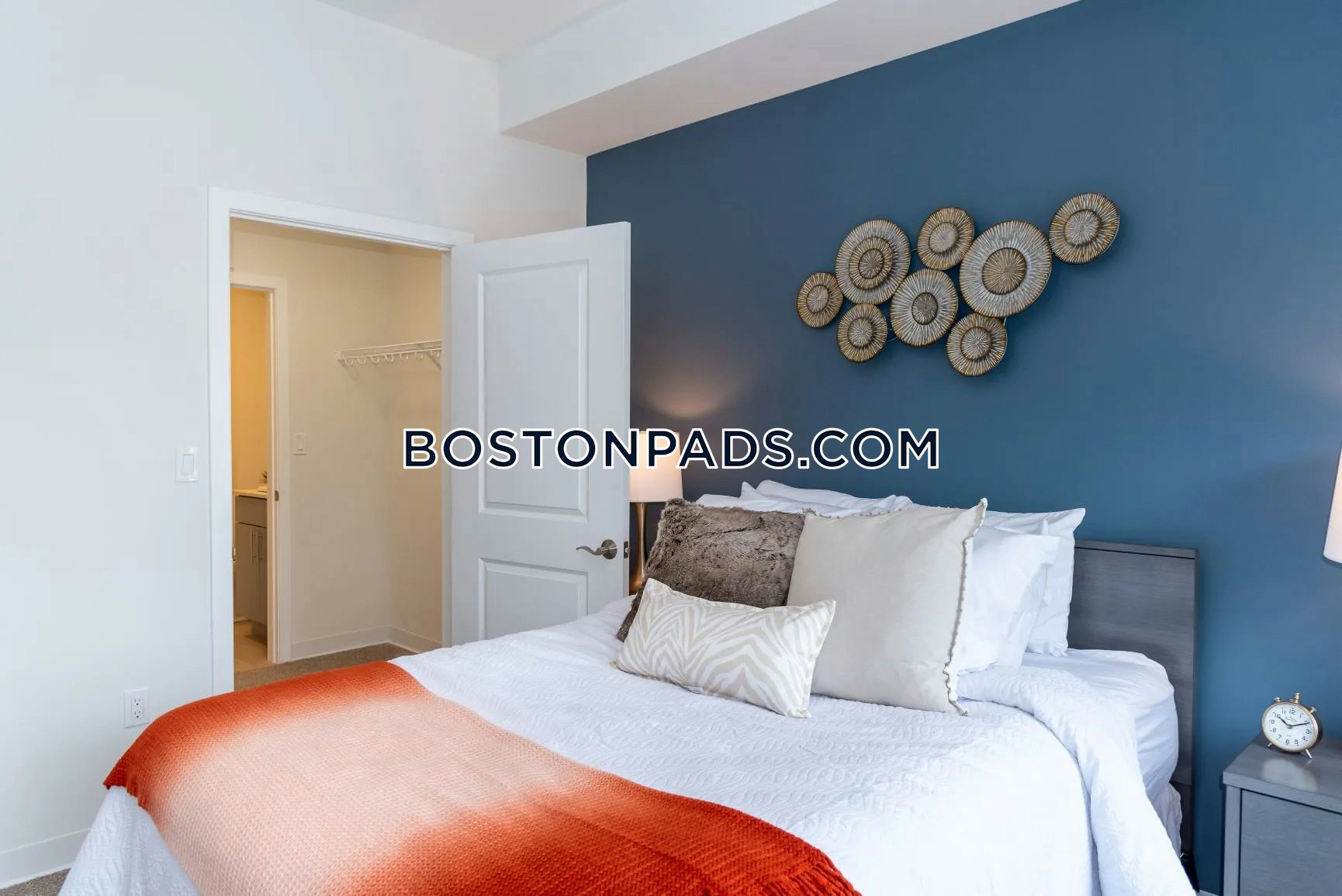 N Main St. Mansfield