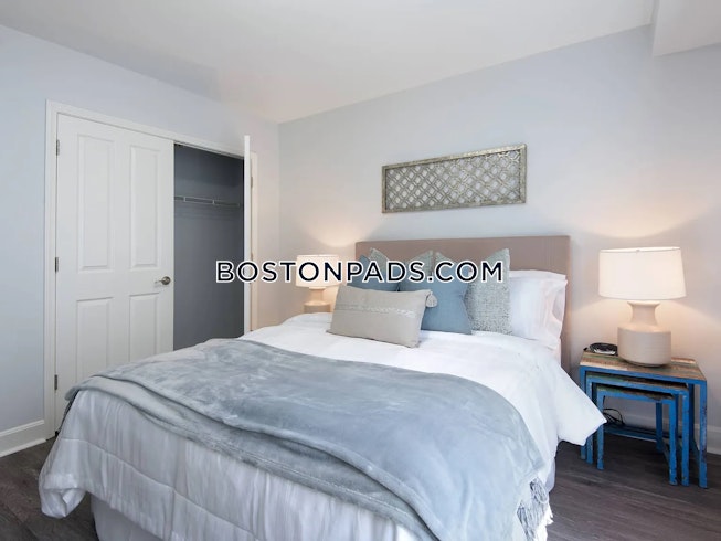 Boston - $5,043+ /mo