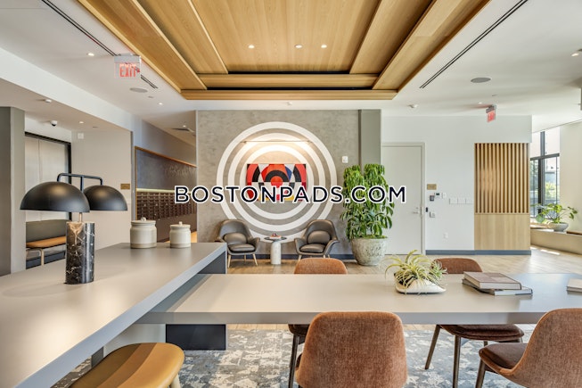 Boston - $2,990+ /mo