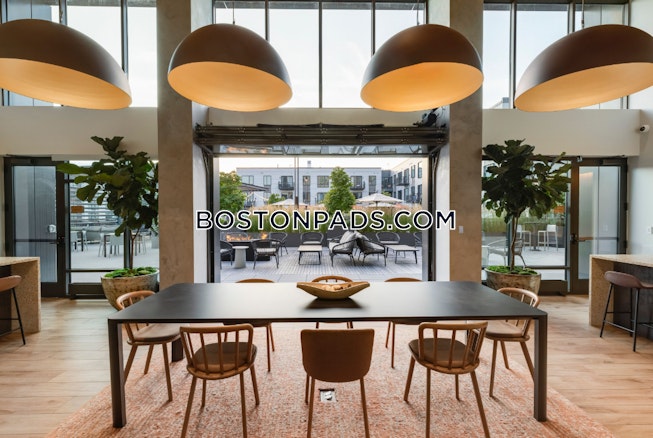 Boston - $3,260+ /mo